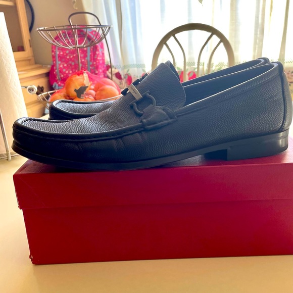 SALVATORE FERRAGAMO Men's Grained Calf Leather Bit Loafer - Picture 3 of 10